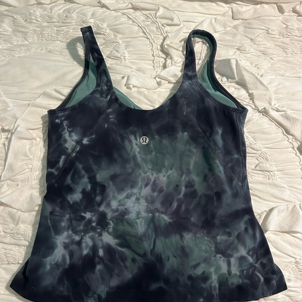 Lulu amazing condition waste length align tank